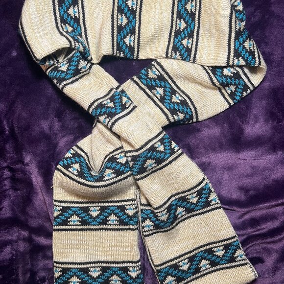 REEBOK x SAN JOSE SHARKS | Scarf w/ *pockets!* - Picture 2 of 5